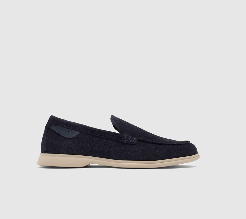 AMBITIOUS Classic Shoes Male 