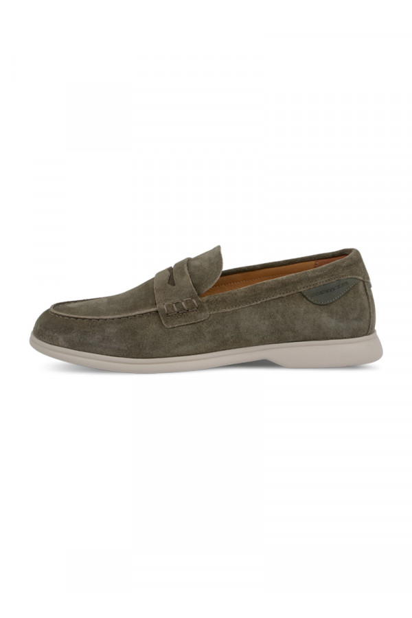 AMBITIOUS Classic Shoes Male 