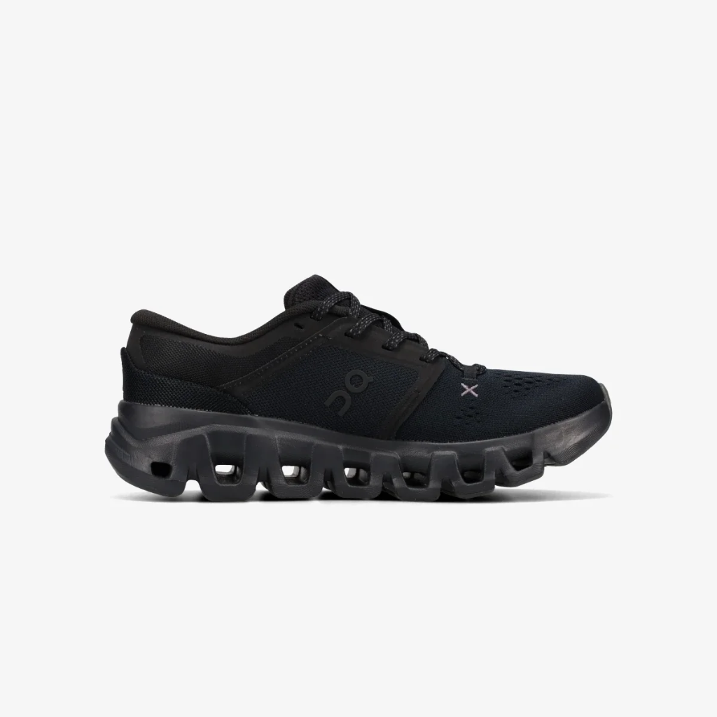 ON Training Shoes Female 