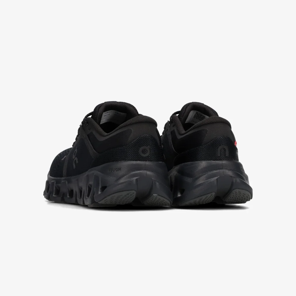 ON Training Shoes Female 