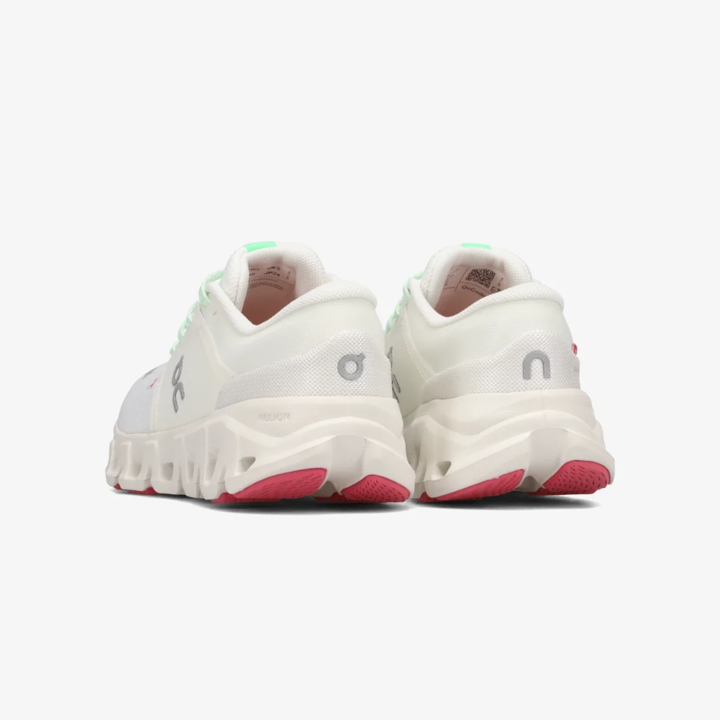 ON Training Shoes Female 