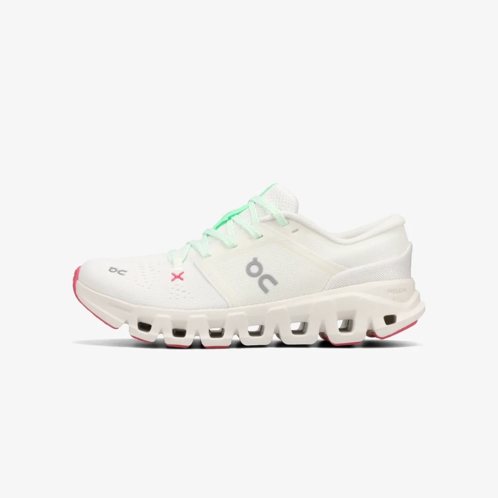 ON Training Shoes Female 
