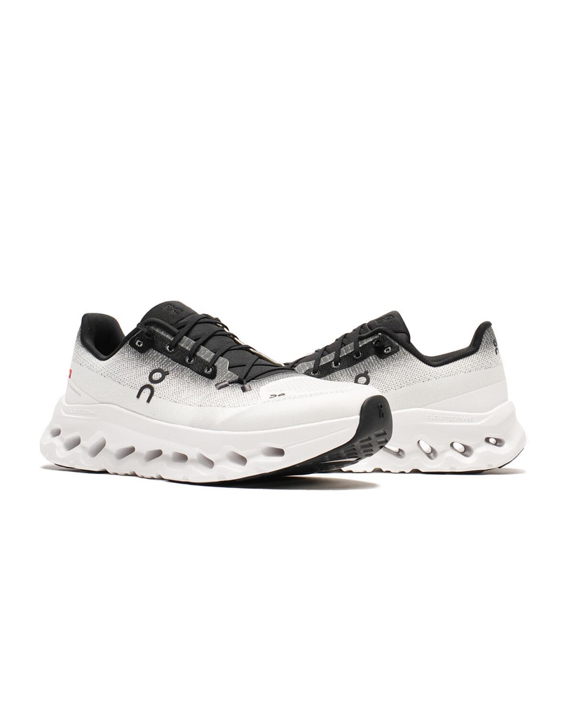 ON Cloud tilt Lifestyle Shoes Male 