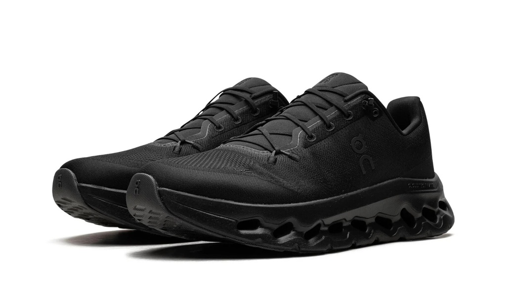 ON Cloud tilt 1  Lifestyle Shoes Male 