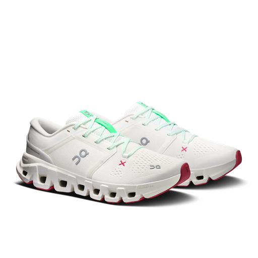 ON CLOUD X5 TRAINING Shoes Female