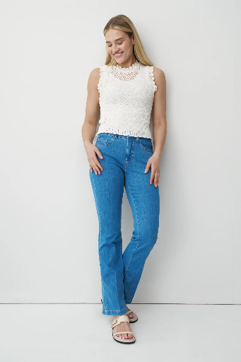 ANNA MONTANA Flared Jeans Female