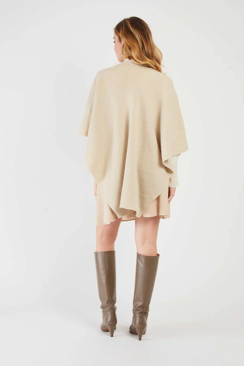 René-Derhy LIV Plain Knit Poncho - Image 2